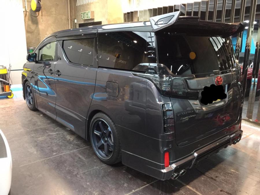  Toyota Vellfire by Impressive Wrap 2017 года  (JP) (фото 2 из 5)